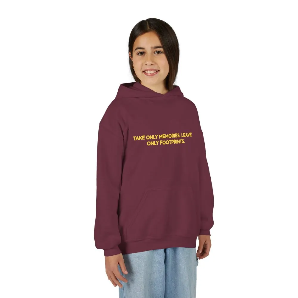 6239859429279097665_2048.jpeg Youth Hoodie(Gildan) – "Take Only Memories-Leave Only Footprints (Design Sitcom-Line)